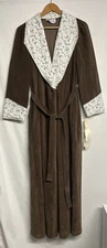 Vanity Fair Vintage Brown With Lace Polyester Robe With Wrap Closure NWT