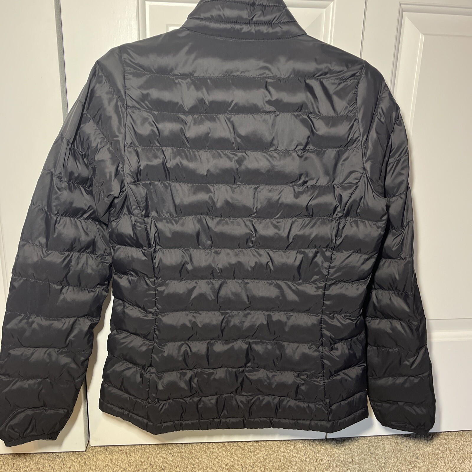 Amazon Essentials Black Packable Puffer Jacket Si… - image 6