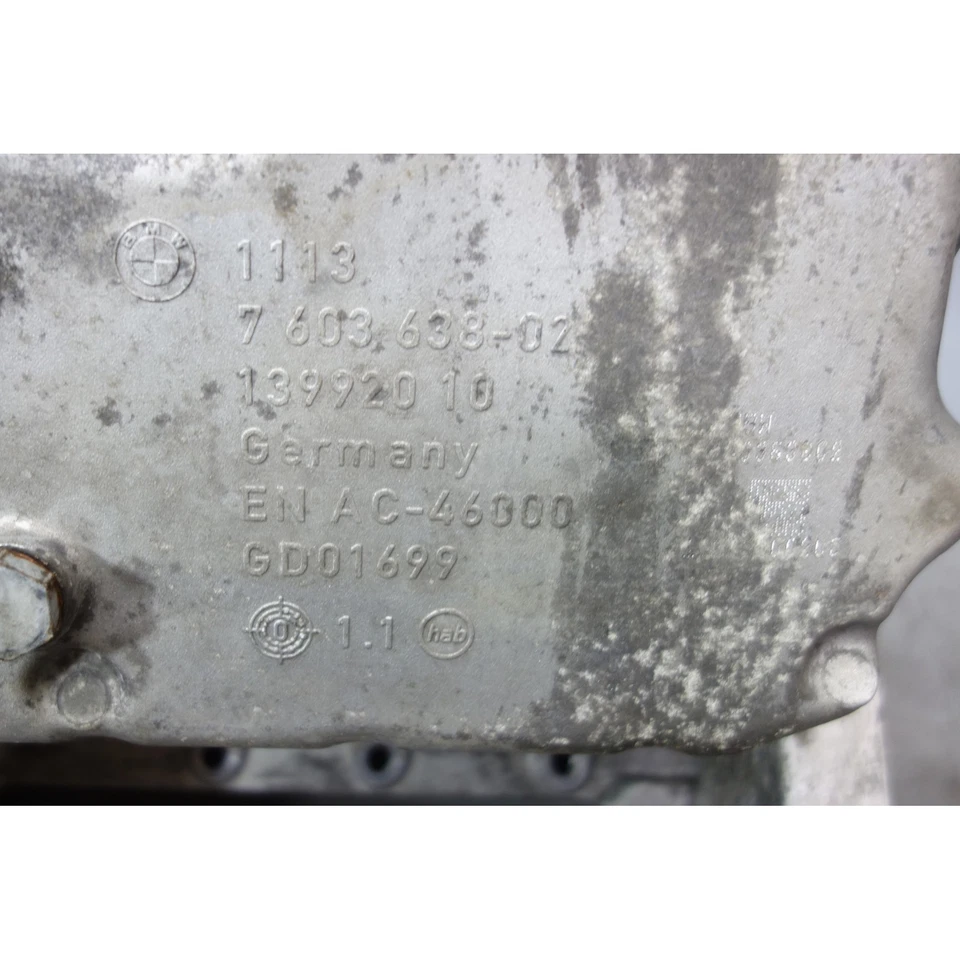 BMW F10 528i xDrive 2012-2016 AWD N20 sedán de 4 cilindros motor cárter de aceite aluminio Foto 4 de 4