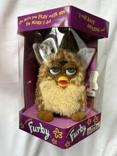 Vintage 1998 Tiger Electronics "Giraffe" Furby, Brown  Tan, Model 70-800 NIB