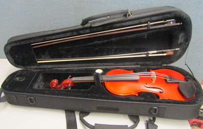 2023 Howard Core VN105 Violin 4/4 Size with Case, Glasser and DZ Strad Bows
