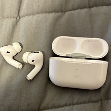 Apple AirPods Pro Wireless Bluetooth In-Ear Double White w/ Charging Case