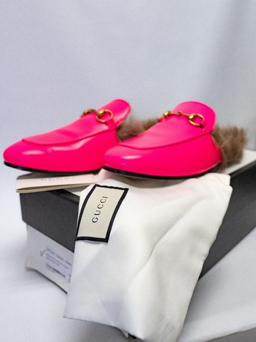 GUCCI Princetown Horsebit Neon Pink Loafer Wool Fur Mule Flat Slipper US8 EU 41 - Picture 2 of 10