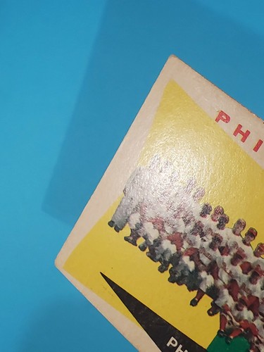 Tarjeta de equipo Topps Philadelphia Phillies 1960 #302 en muy buen estado + hendiduras - Imagen 7 de 12