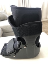 United Ortho Short Air Cam Walker Fracture Boot, Small, Black new ships asap