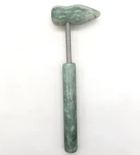 Natural Mineral Crystals Green Jade Massage Hammer Facial Beauty Tools Healing