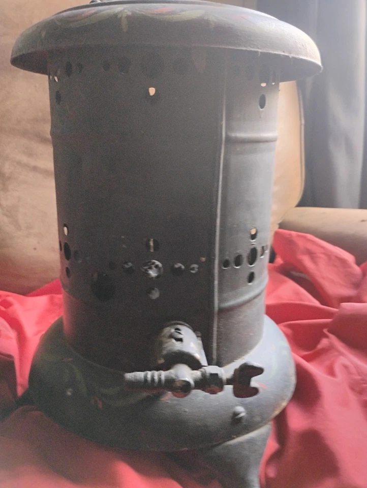 Auténtico calentador de queroseno pintado a mano vintage sin probar, se vende como está Foto 3 de 4