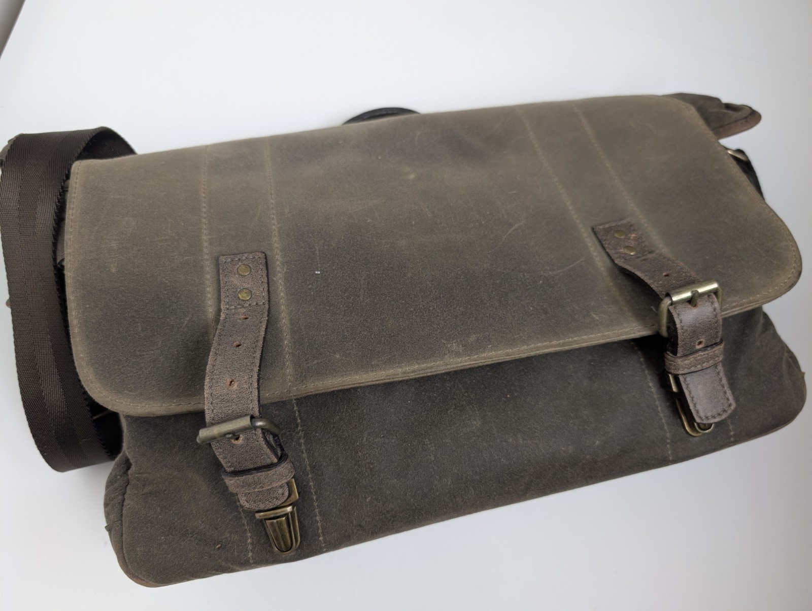 ONA Union Street Camera Messenger Bag Waxed Canvas Leather