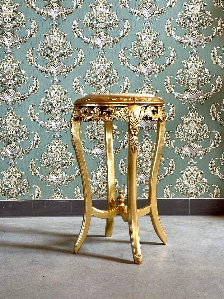 Baroque Rococo Style Marble Top End Table: Hand-Carved Beige Marble in Gold - Bild 2 von 4