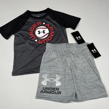Under Armour Boys Size 4 Short Sleeve T-Shirt  Shorts Black/Gray, 2pc