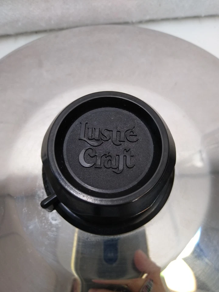 Sartén eléctrica vintage Lustre Craft núcleo líquido sartén con tapa de ventilación de vapor Foto 3 de 4