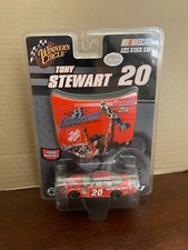 2007 Tony Stewart Chicago Race Win Home Depot 1:64 car WC Winner Circle