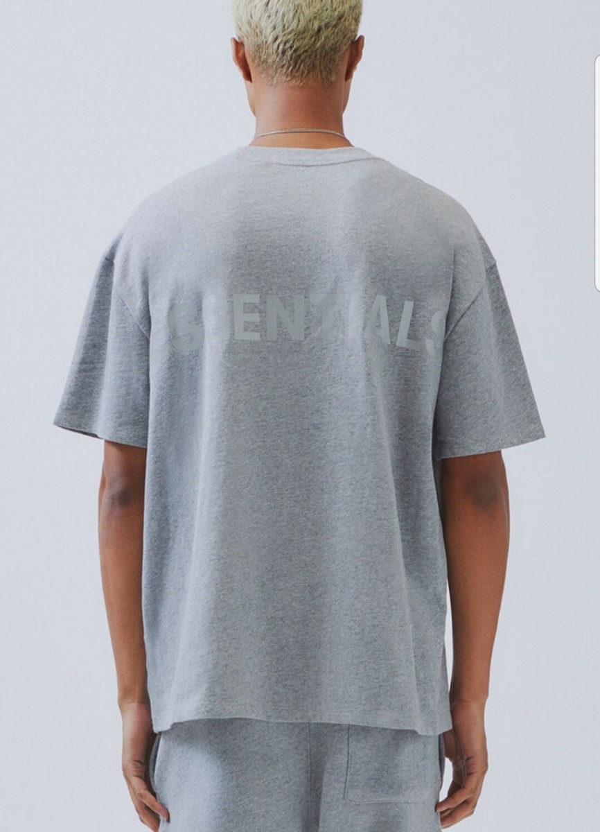 (19'新作)Fear Of God Essentials Boxy Tシャツ リフレクティブ Fear Of God Essentials SS19 3M Logo Boxy T-Shirt GRAY Size S