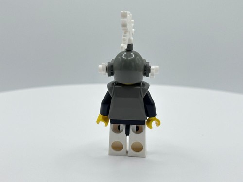 LEGO Castle Knight White Dragon Plumes Minifigure - cas167 - Set 6086 - Picture 3 of 4