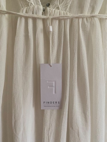 Finders Keepers Maison dress NWT in white/cloud size Small floaty party - Picture 10 of 11