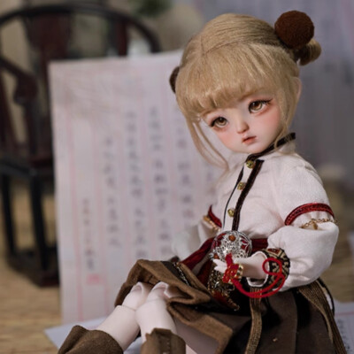 1/6 BJD Doll SD Resin Ball Joint Lovely Girl Bare Doll Face Makeup Handmade Gift