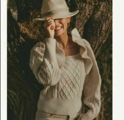 H\u0026M Trend Wool Taupe Flounced Cable 