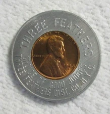 THREE FEATHERS WHISKEY ~ DEMOCRAT CONVENTION 1948 D CENT ENCASED GOOD LUCK PENNY