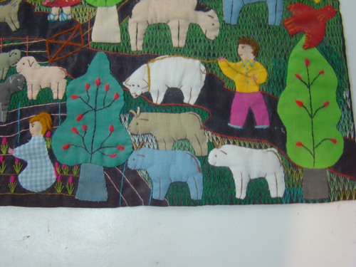 Bestickter kleiner Quilt Cuyamuna kolumbianisch 100 % Handarbeit 23 Zoll x 13 Zoll - Bild 2 von 9