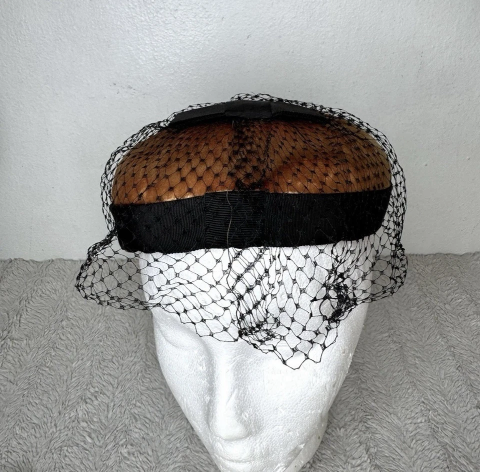 De colección Naranja Negro Pastillero Sombrero Terciopelo Red Velo Película Utilería Disfraz LEER Foto 2 de 4