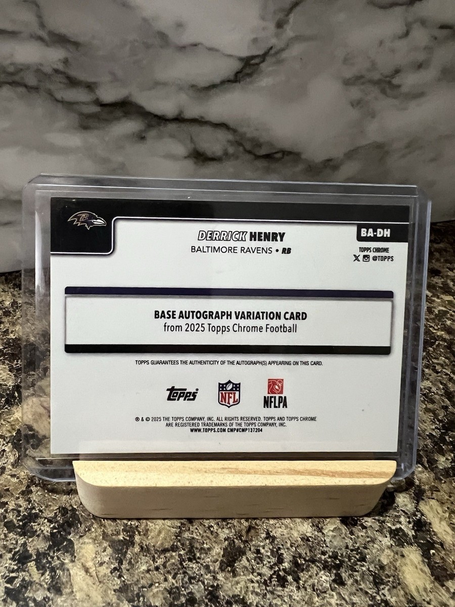 2025 Topps Chrome Football Derrick Henry Ravens True Blue Auto 98