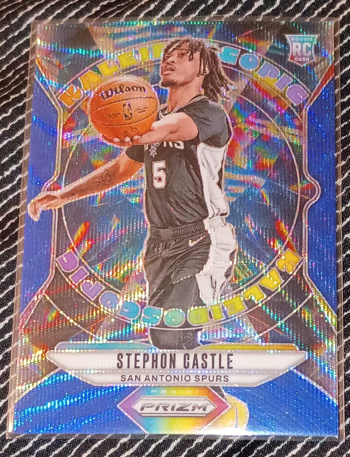 2024-25 Panini Prizm - Kaleidoscopic Stephon Castle Blue Wave Prizm 058/175 (RC)
