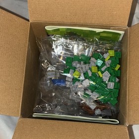 LEGO Minecraft Micro World 21102 Complete Set 480 Pieces Steve Creeper