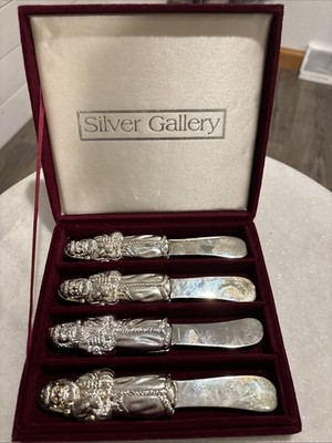 Set Of 4 Santa Butter Spread Knives The Silver Gallery