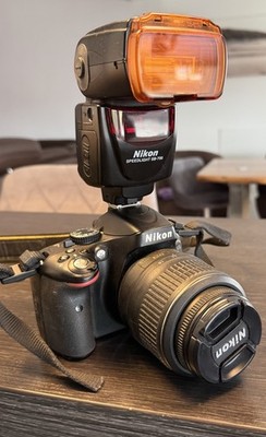 Nikon D5100 DSLR Spiegelreflex-Kamera+ SPEEDLIGHT SB-700+TASCHE TOP +OVP