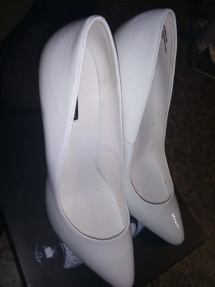 Bomba clásica Pleaser Devious DOMINA-420 6 pulgadas Foto 4 de 4