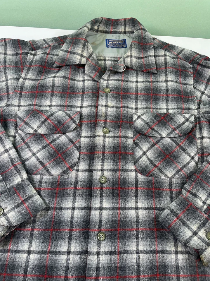 1950s Vintage Pendleton Loop Collar Shadow Plaid Wool Board Shirt USA Medium - Image 3 of 4