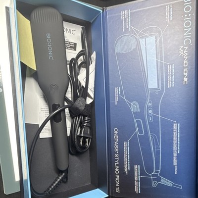 Bio Ionic Nano Ionic MX OnePass Styling Iron 1.5'' Ceramic Flat Iron Black 