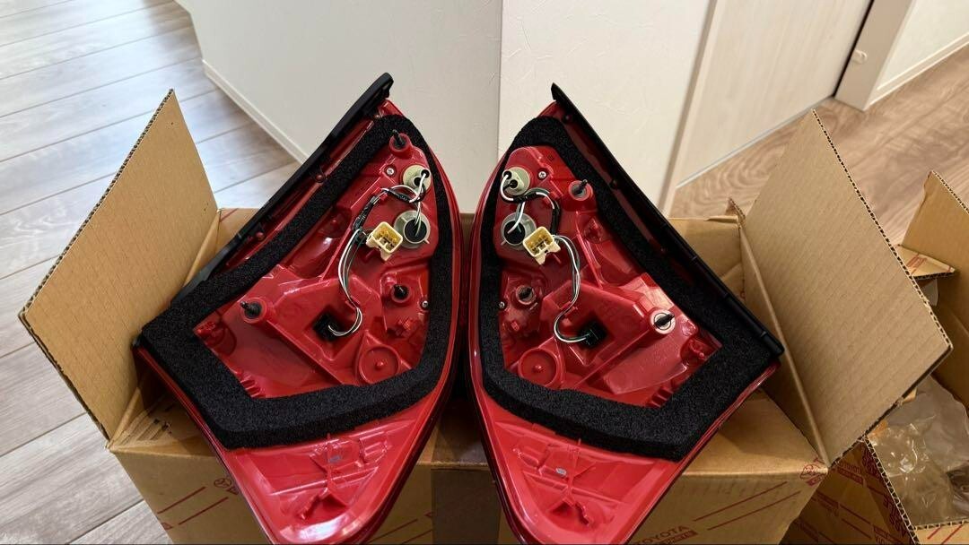 1905年製 MODEL Backと Lantern Back 赤 2個セット 1905年製 MODEL Backと Lantern Back 赤 2個セット Amazon.com