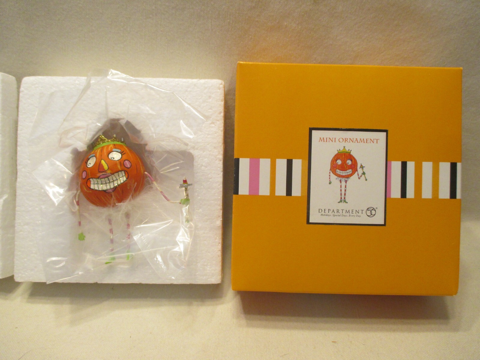 Glitterville at Department 56 Pumpkin Queen Mini Ornament with Box ...
