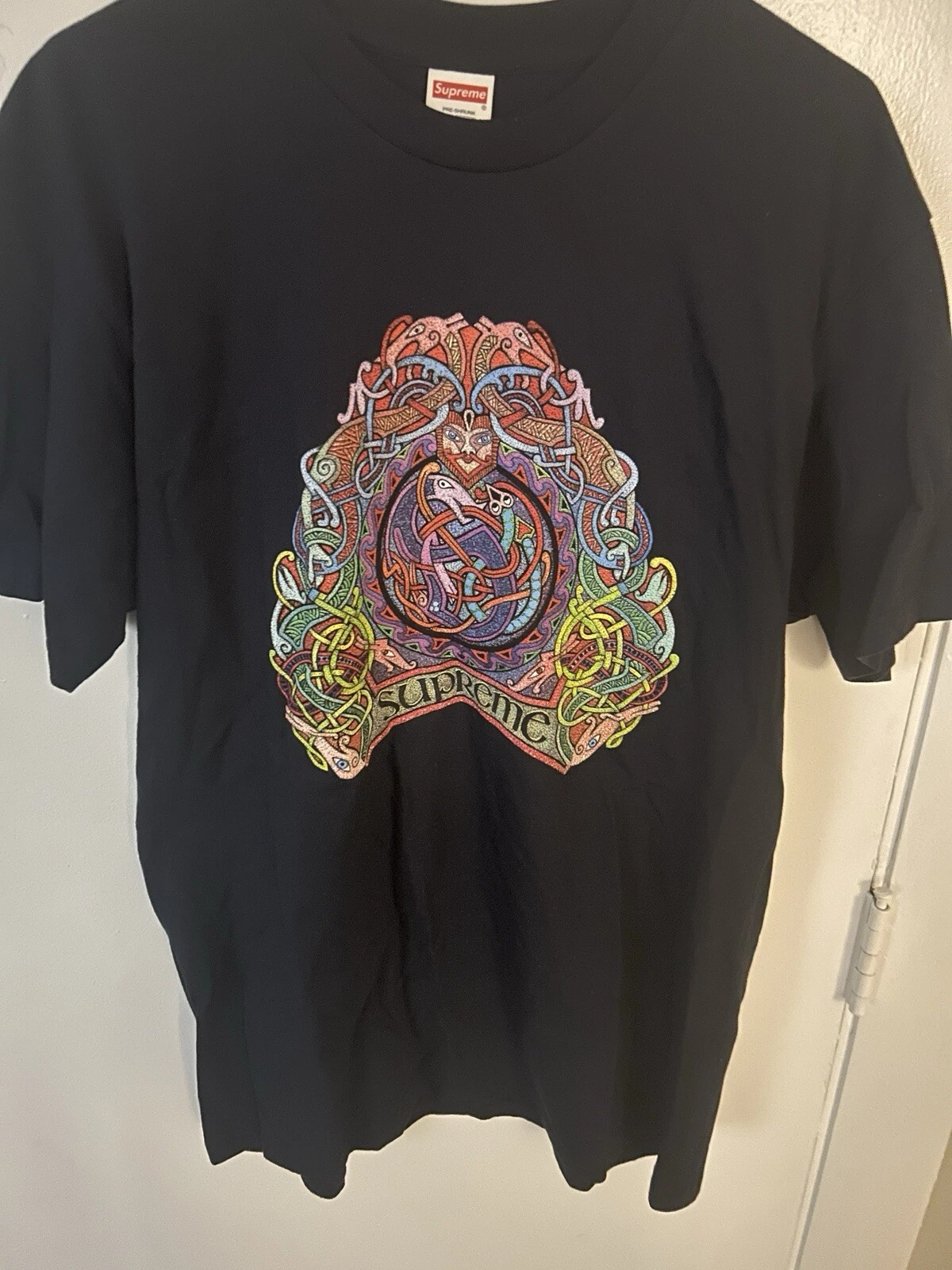 t shirt suprême