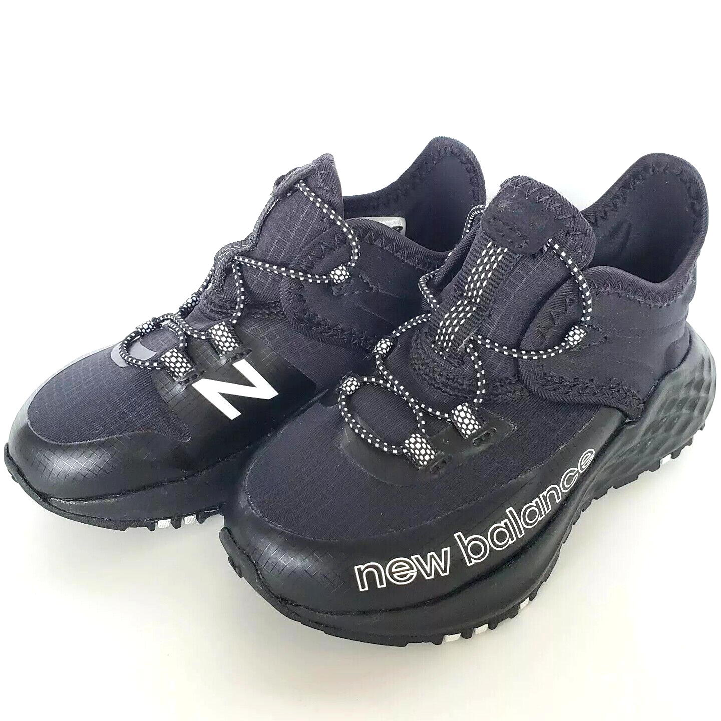 SAOLA New Balance (Ragazzi 6.5) Fresh Foam Trail Roav V1 Scarpa da Corsa Elastica Nera