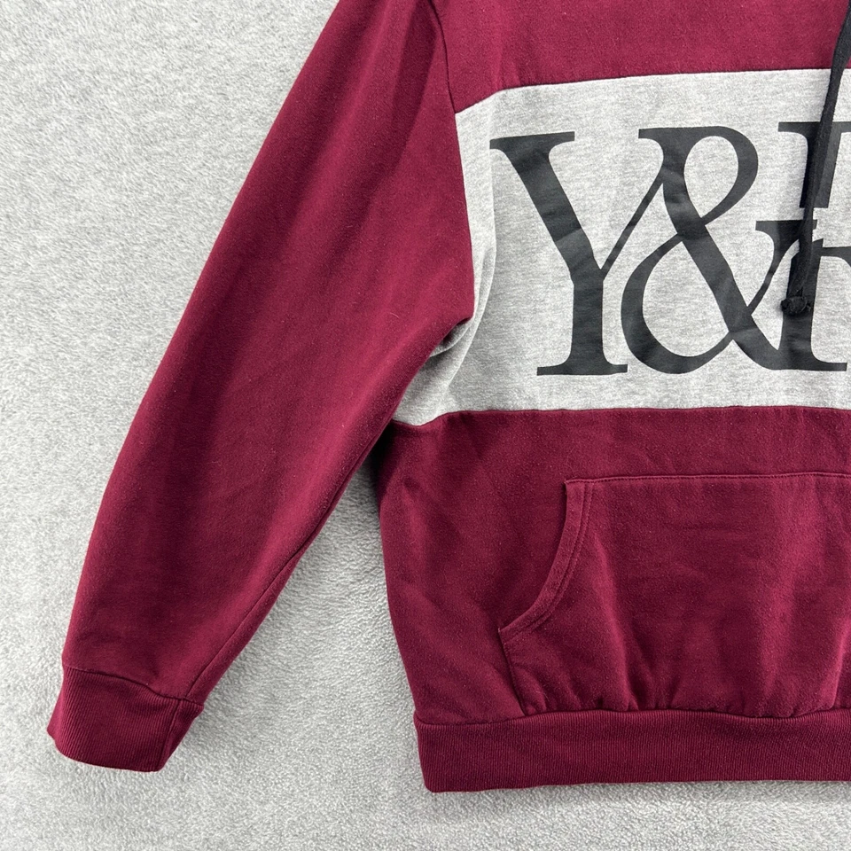 Young & Reckless Hoodie Adult Size XL Spell Out Long Sleeve Burgundy Hip Hop - Image 2 of 4