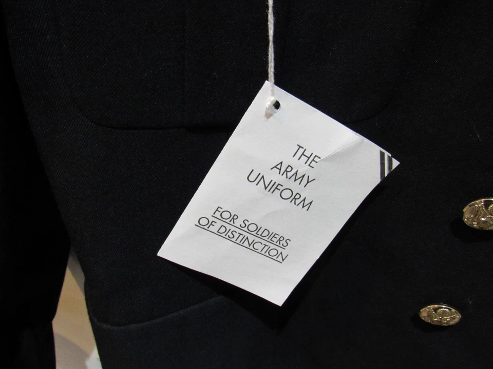 US Army men's NWT Dress Blue Uniform Jacket Coat size 40 RC Derossi & Son new - Image 4 of 4