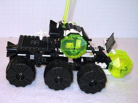 LEGO Space Blacktron II Spectral Starguider #6933  Complete