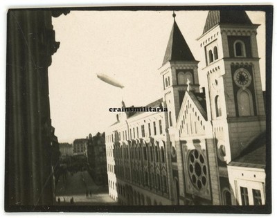 Genuine Photo Airship D-LZ127 Graf Zeppelin over Church Vienna Austria 1920's