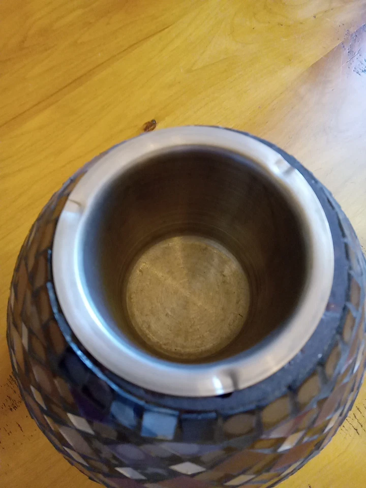 Jarrón de vidrio mosaico candelabro púrpura espejos negros 10", H X 7,5" W3 Foto 4 de 4