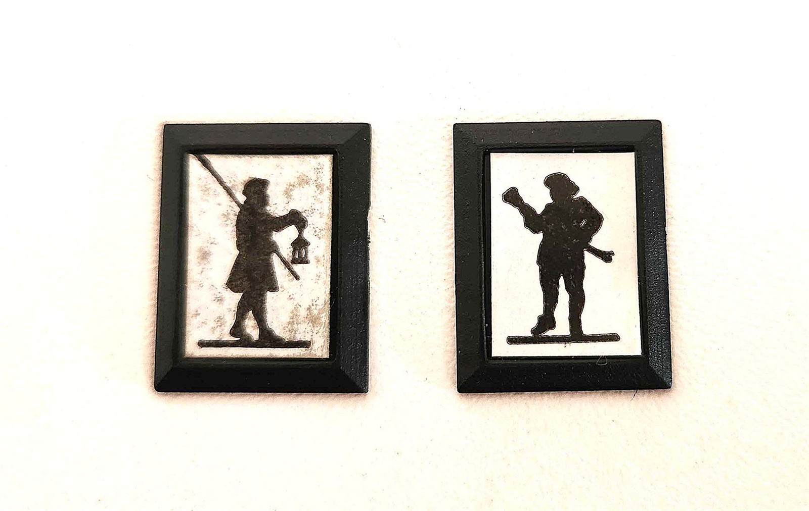 Dolls House Town Crier & Lamplighter Silhouette Pictures Old Fashioned Chrysnbon