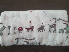 ADEN AN ANAIS White Circus Themed Elephant Balloons Tiger MUSLIN SWADDLE BLANKET