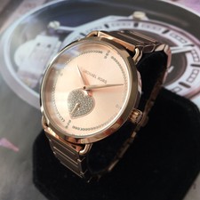 mk3827 watch