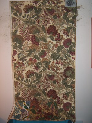 Bassett McNab Co., Newington, Vintage Floral Remnant 28'' W X 54'' L, Color Linen 
