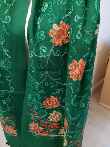 Scialle in cotone stile pashmina, ricamo Kashmir, avvolgente, sciarpa ricamo UK - Foto 20 di 21