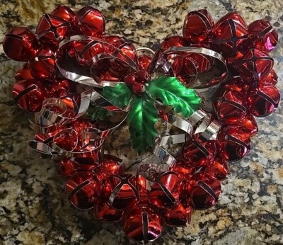 Signature Christmas Jingle Bell Wreath 9”-10” Metal Red/Green/Silver Heart  Shape