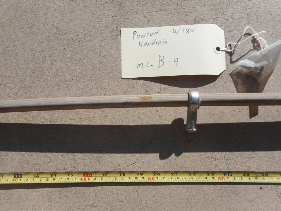 Mercedes Benz Ponton 220S W180 W128 220SE Left Hand Rail grab rod haltestange  Foto 3 de 4