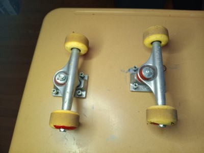 Toy Machine Rucks 5.25 Axel 52 Mm Wheels