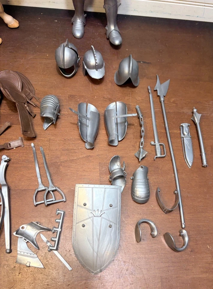 De Colección MARX VALOR SILVER KNIGHT Sir Stuart & HORSE Accesorios Traje Armadura Foto 3 de 4
